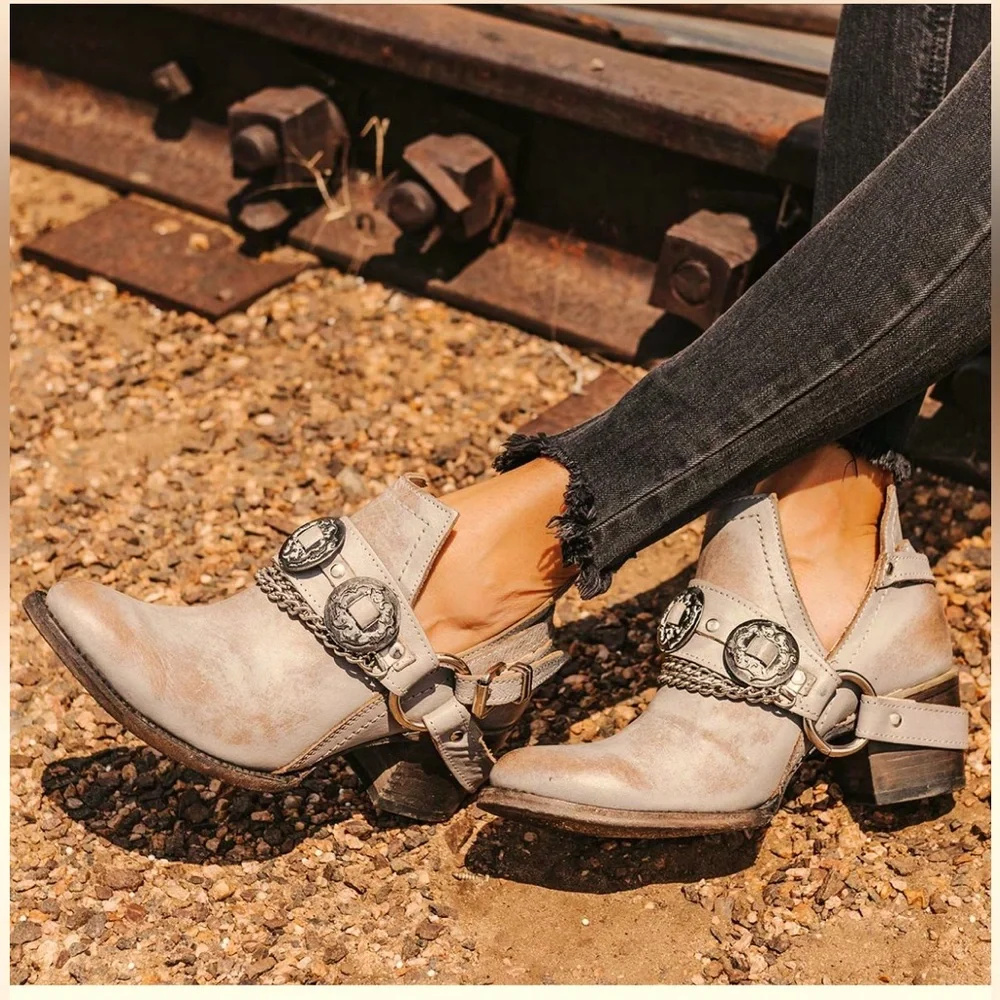 Freebird Mystic Boho Cowgirl Western Conches Brown Taupe Boots Booties, Size 6 - Picture 4 of 10